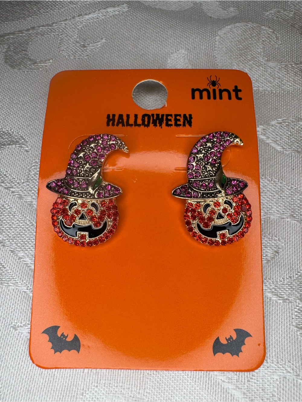 New MINT Halloween Orange & Purple Jack-o'-Lantern Witch Hat Stud Earrings